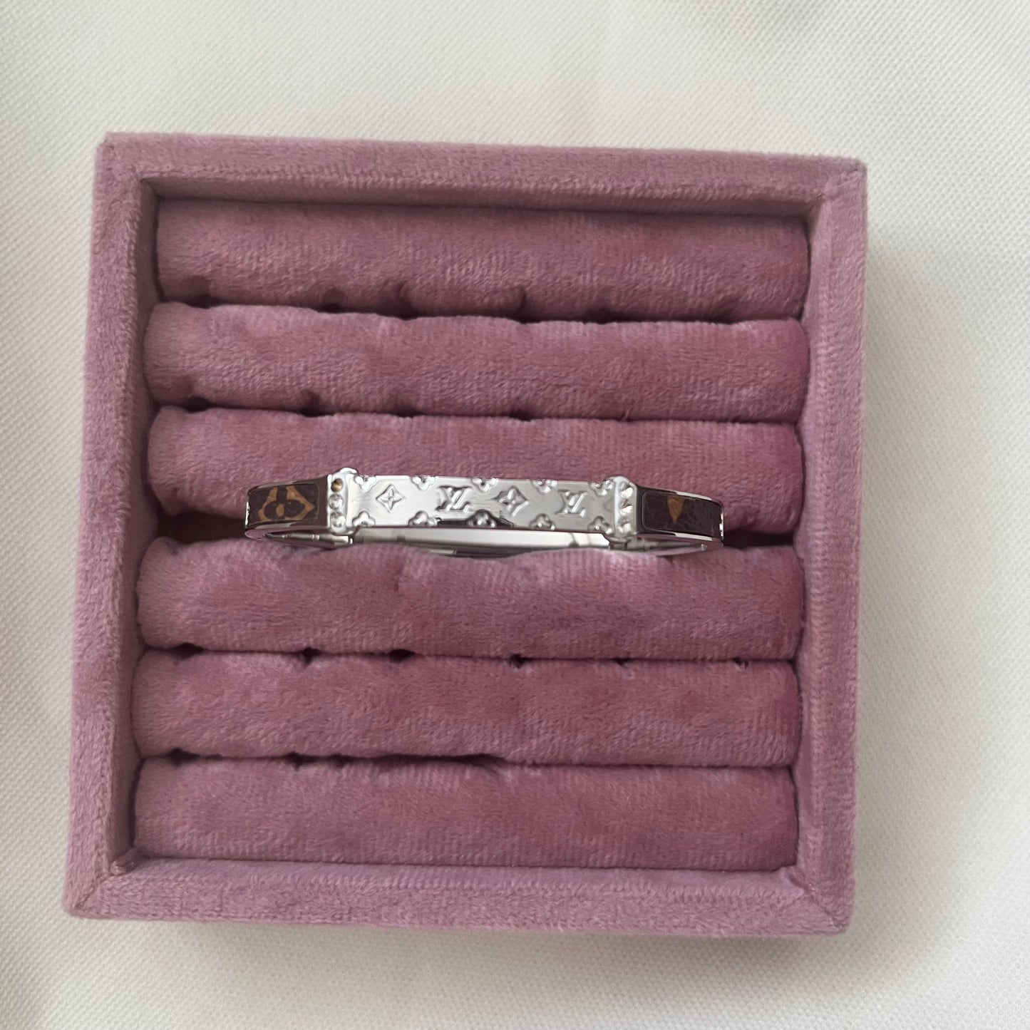Lima bangle