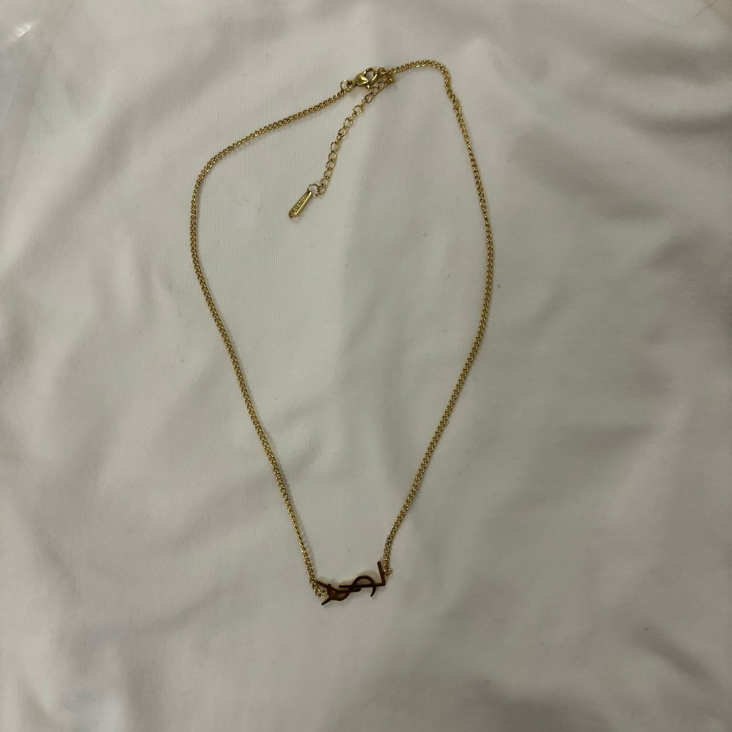 075 Yvara basic