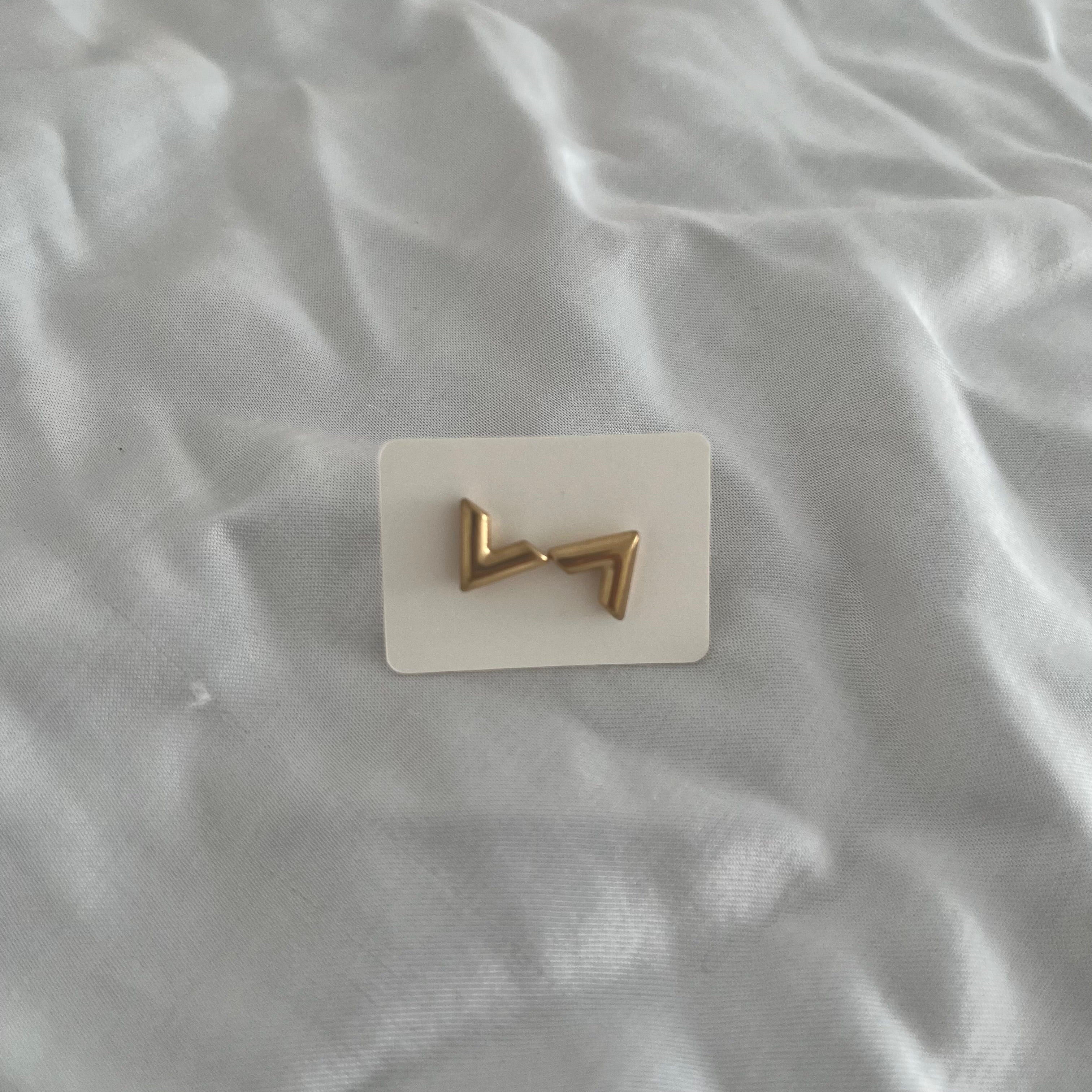 V oorbel mini