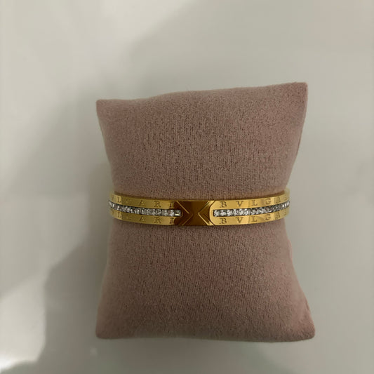 Ari bangle