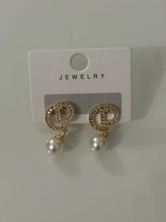 Christy earring pendant pearl