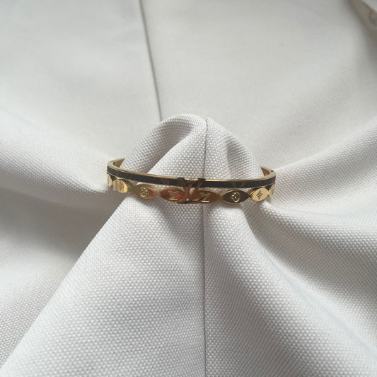 Lieke bangle